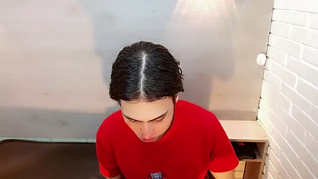 Daniela Pink  online show from November 2025 07:10:01 PM