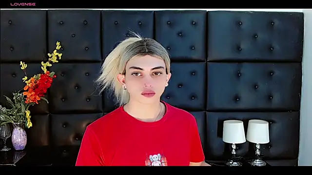 Daniela Pink  online show from March 2026 07:30:01 PM