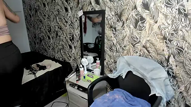 Anhell7 x online show from March 2025 05:32:02 AM