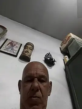 Snapshot of FabiQuilmes chatting on October 2025 03:32:02 PM FabiQuilmes online show from October 2025 03:32:02 PM