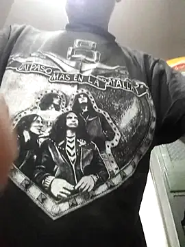 Snapshot of FabiQuilmes chatting on December 2025 05:31:02 PM FabiQuilmes online show from December 2025 05:31:02 PM