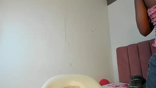 Tahira 21  online show from March 2026 07:42:02 PM