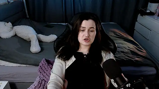 KiraYammy online show from January 2025 10:24:01 PM