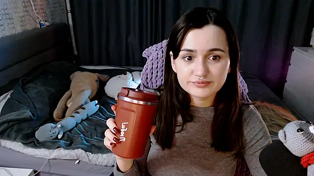 KiraYammy online show from January 2025 01:50:01 AM