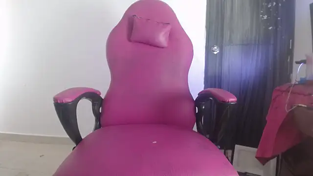 Snapshot of barbara_anal_squirt_ chatting on November 2025 03:56:01 PM barbara anal squirt online show from November 2025 03:56:01 PM