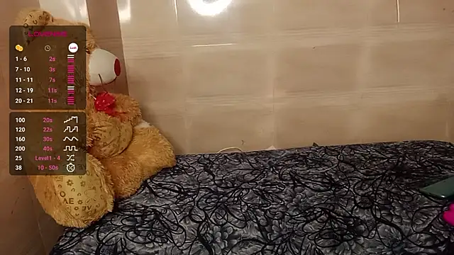 Snapshot of shuhana_ chatting on December 2024 01:04:02 AM shuhana online show from December 2024 01:04:02 AM