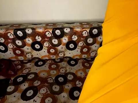 Snapshot of shuhana_ chatting on October 2025 12:55:02 AM shuhana online show from October 2025 12:55:02 AM