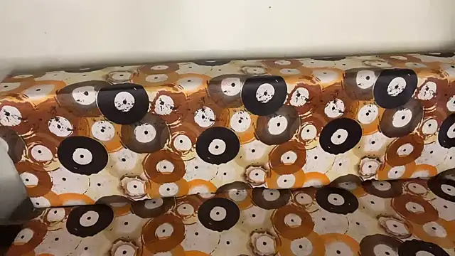 Snapshot of shuhana_ chatting on November 2025 12:53:01 AM shuhana online show from November 2025 12:53:01 AM