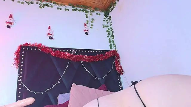 Zoe Curvy online show from December 2025 01:28:02 PM