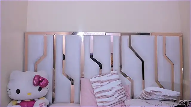 TifanyChill online show from October 2025 05:33:02 PM