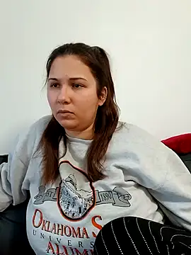 Snapshot of minette-sexy chatting on February 2025 12:48:01 PM minette-sexy online show from February 2025 12:48:01 PM