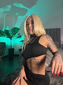 Snapshot of milaivanova chatting on November 2025 11:48:02 PM milaivanova online show from November 2025 11:48:02 PM