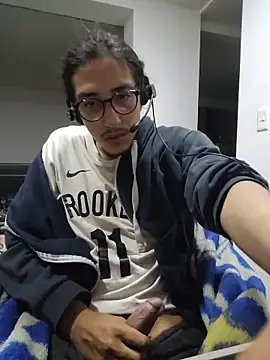 dirtytw0230 online show from March 2026 08:28:01 AM