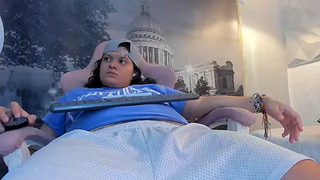 snowflake xxx online show from October 2025 01:44:01 AM