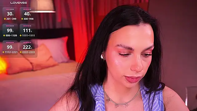 Snapshot of LunaNight chatting on February 2026 08:39:01 PM LunaNight online show from February 2026 08:39:01 PM