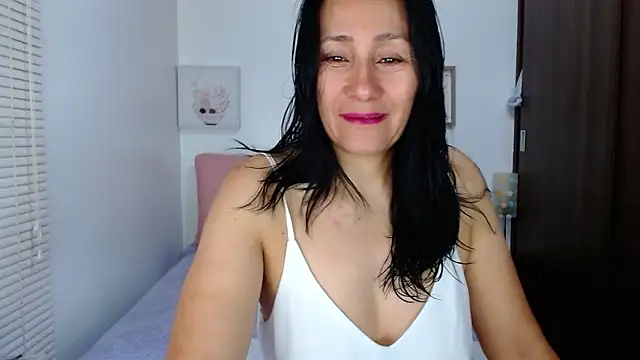 Maira B online show from March 2026 01:15:01 PM