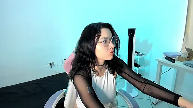 WandaDoll online show from March 2025 06:41:02 PM