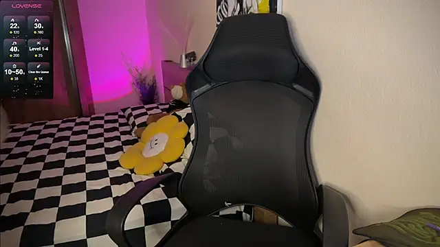 Snapshot of BabeRainbow chatting on December 2024 03:10:01 PM BabeRainbow online show from December 2024 03:10:01 PM