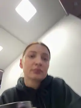 Snapshot of BabeRainbow chatting on January 2025 02:08:01 PM BabeRainbow online show from January 2025 02:08:01 PM