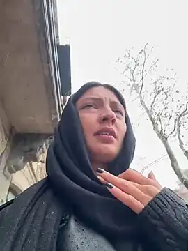 Snapshot of BabeRainbow chatting on February 2025 09:11:01 AM BabeRainbow online show from February 2025 09:11:01 AM