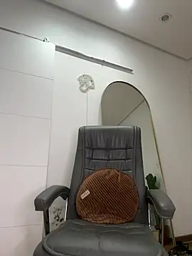 Nikatsu online show from March 2025 09:18:02 PM