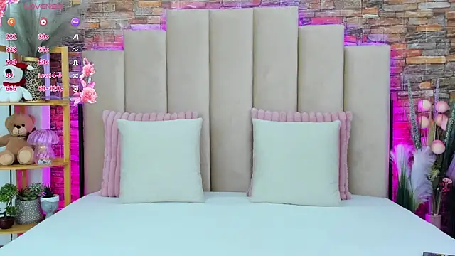 Snapshot of Brianna_Wilson chatting on November 2025 06:09:02 PM Brianna Wilson online show from November 2025 06:09:02 PM