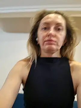 Miss    Mia  online show from March 2026 08:43:02 AM