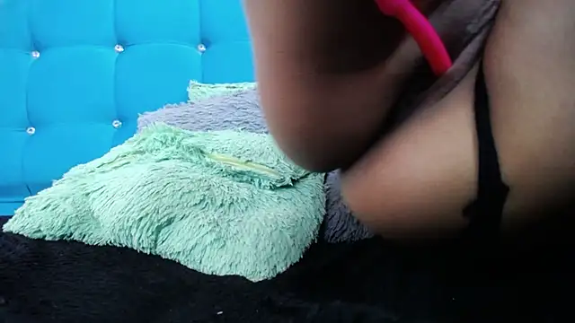 sweet skylove  online show from January 2026 03:48:02 PM