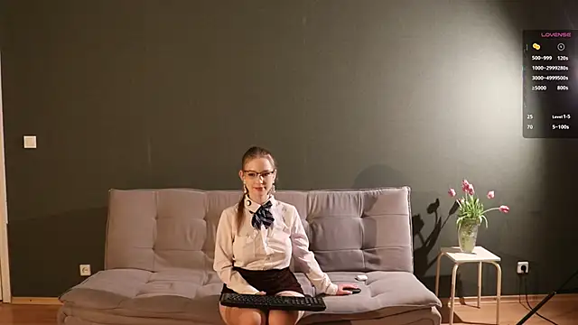 steffania- online show from March 2026 11:00:02 PM