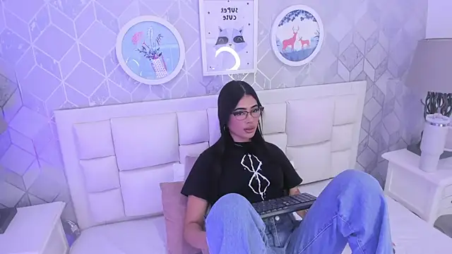 Jasmine55   online show from October 2025 07:46:02 PM