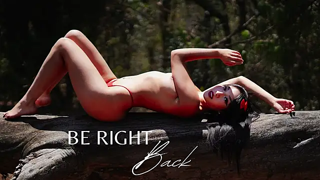 Snapshot of ZendayaGrey chatting on January 2025 06:01:02 AM ZendayaGrey online show from January 2025 06:01:02 AM