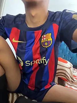 Leonarrrd 01 online show from December 2024 05:18:02 PM