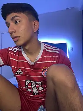 Leonarrrd 01 online show from January 2025 01:55:01 AM