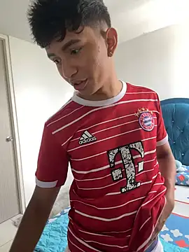 Leonarrrd 01 online show from March 2025 07:40:01 PM