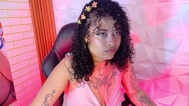 miahernadez303av online show from July 2026 03:56:02 AM