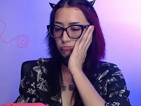 Snapshot of Alice_Phantom_x chatting on July 2026 06:15:02 PM Alice Phantom x online show from July 2026 06:15:02 PM