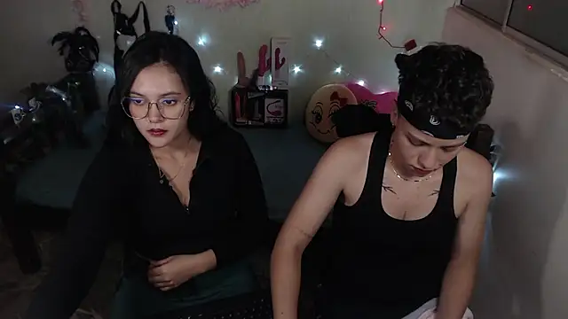 Snapshot of Antonella_Cruz02 chatting on February 2025 02:12:02 AM Antonella Cruz02 online show from February 2025 02:12:02 AM