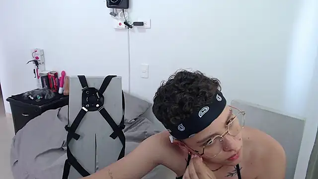 Snapshot of Antonella_Cruz02 chatting on March 2025 08:11:01 PM Antonella Cruz02 online show from March 2025 08:11:01 PM