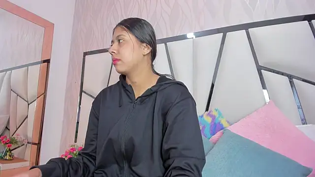  aurora18  online show from March 2026 03:11:02 AM