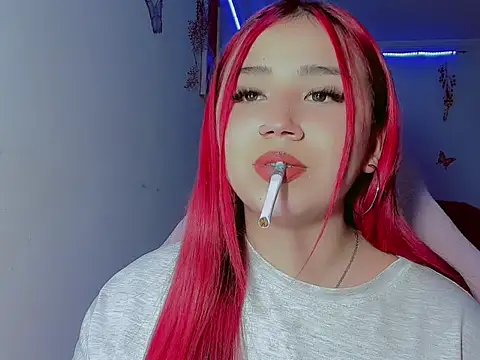 Snapshot of madisonx17 chatting on October 2025 10:42:02 PM madisonx17 online show from October 2025 10:42:02 PM