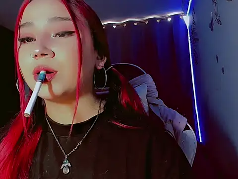 Snapshot of madisonx17 chatting on November 2025 07:56:02 PM madisonx17 online show from November 2025 07:56:02 PM