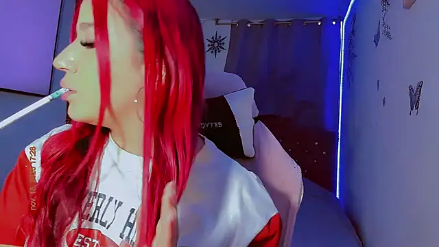 Snapshot of madisonx17 chatting on November 2025 10:26:02 PM madisonx17 online show from November 2025 10:26:02 PM