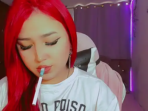 Snapshot of madisonx17 chatting on November 2025 08:55:01 PM madisonx17 online show from November 2025 08:55:01 PM