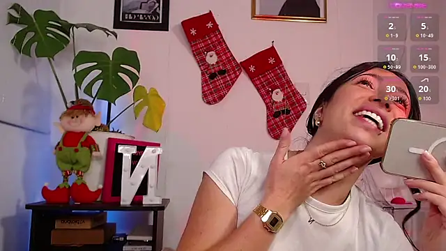 Snapshot of lilyy_evanss chatting on December 2024 01:03:01 AM lilyy evanss online show from December 2024 01:03:01 AM