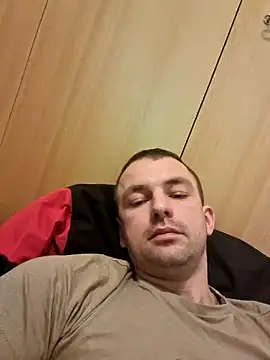 Snapshot of magicSeX4You chatting on February 2025 05:55:02 PM magicSeX4You online show from February 2025 05:55:02 PM