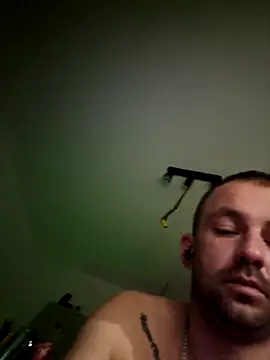 Snapshot of magicSeX4You chatting on October 2025 10:25:02 PM magicSeX4You online show from October 2025 10:25:02 PM