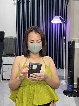 Snapshot of AnNa-99 chatting on November 2025 06:18:02 PM AnNa-99 online show from November 2025 06:18:02 PM