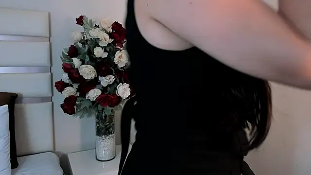 CamilaSofiia online show from February 2025 02:06:02 AM