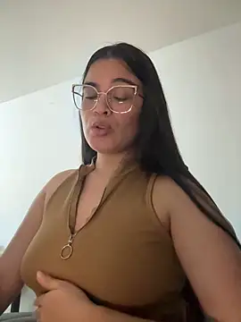 CamilaSofiia online show from December 2025 02:49:01 AM