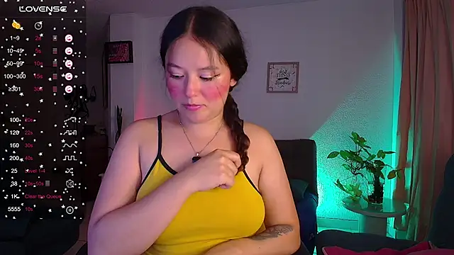 Lexie Thompson10 online show from March 2025 05:20:02 AM